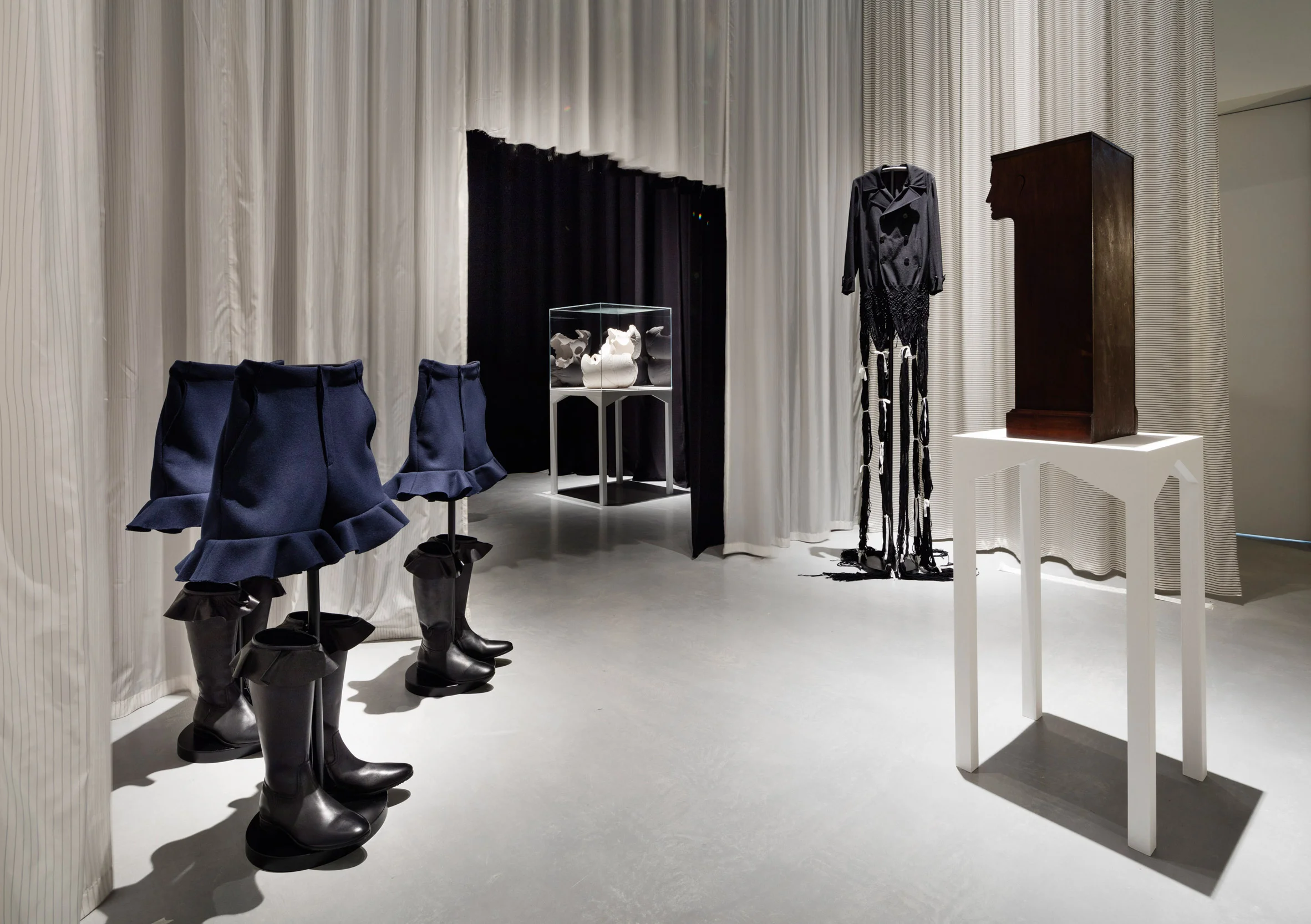 JW Anderson Curates Disobedient Bodies, Presented at The Hepworth JW Anderson Curates Disobedient Bodies, Presented at The Hepworth